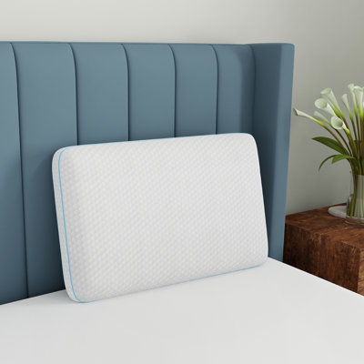 Bodipedic Memory Foam Medium Support Gusseted Pillow In White
