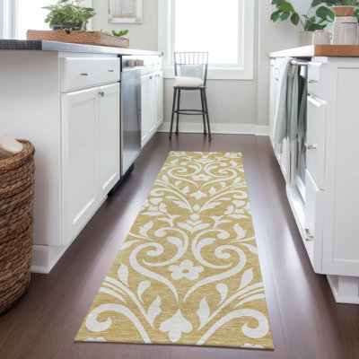 Malek Washable Floral Indoor / Outdoor Rug