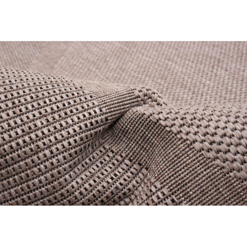 Indoor / Outdoor Rug, Round 6'7"