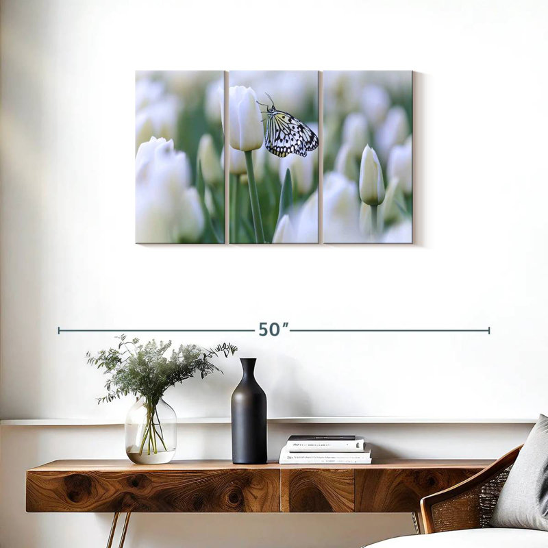Papillon blanc perle, H 20 po x l 33 po