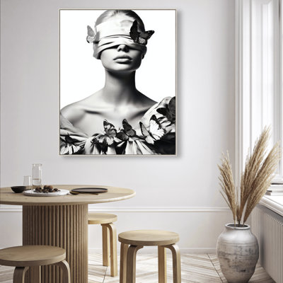 Silent Visionary II High-Gloss Frameless Acrylic Glass Wall Art Animals & Insects Print by Oliver Gal, Ready to Hang, 16 x 20