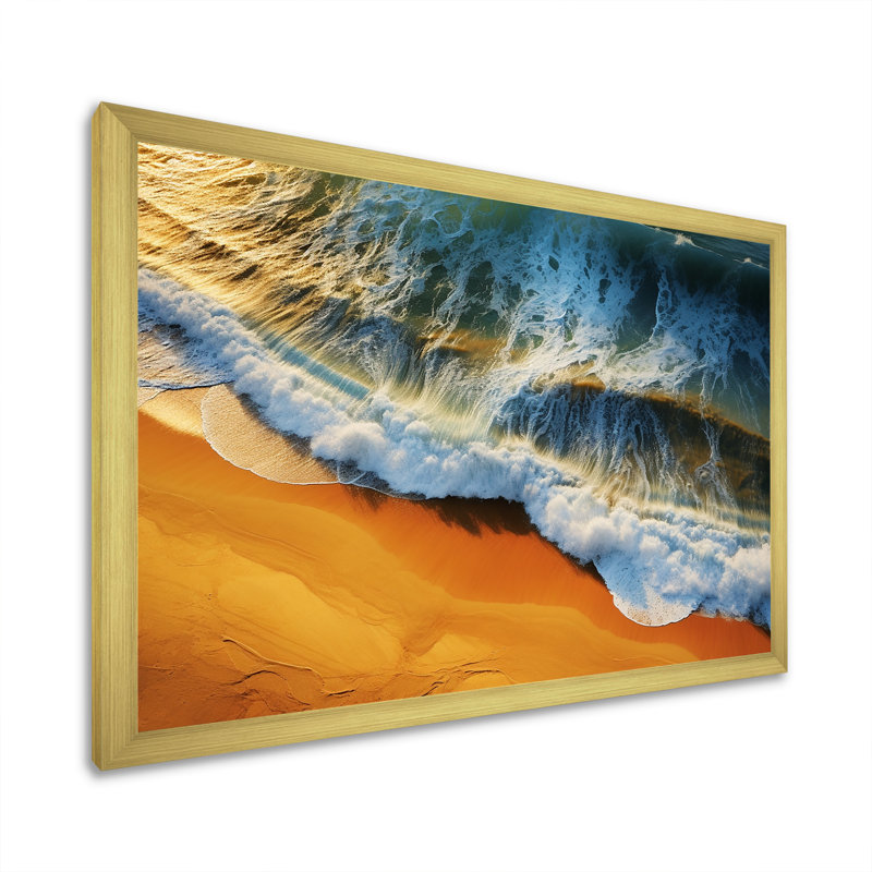 Vue aérienne de la plage bleue et orange IV - art mural plage, Cadre doré à coins fermés, H 12 po x l 20 po x P 1 po