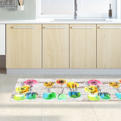 Fraz Floral Area Rug