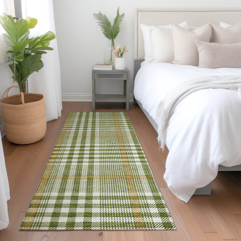 Samira Olive Washable Indoor-Outdoor Rug - , 2'3" x 7'6"
