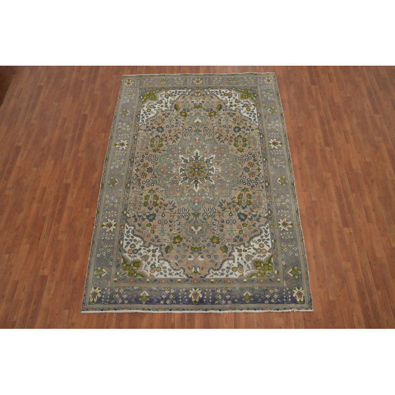 Tapis traditionnel floral 7 x 10