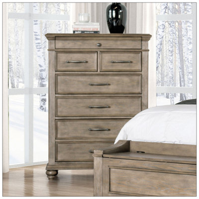 Meubles de chambre à coucher à finition transitionnelle en chêne vieilli avec poignées en métal et poignées en métal 7 pièces