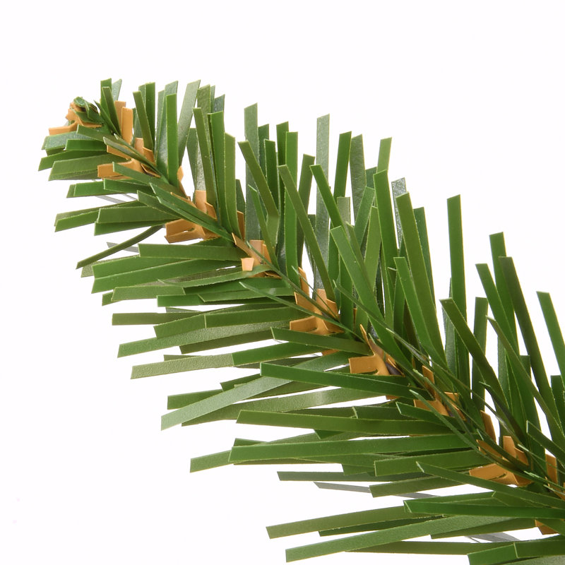 L'épinette Peyton de 7,5 pi Holiday Aisle®