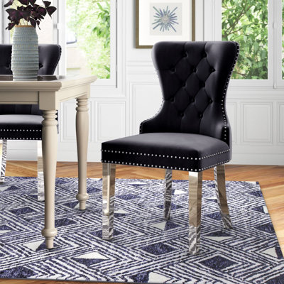 Chaise d'appoint rembourrée en velours Sydnie