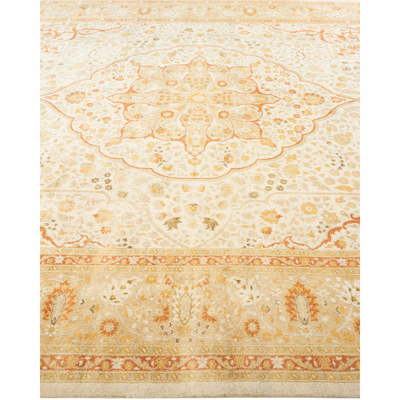 Classic One-of-a-Kind 8' 2" X 9' 10" Hand Knotted Area Rug