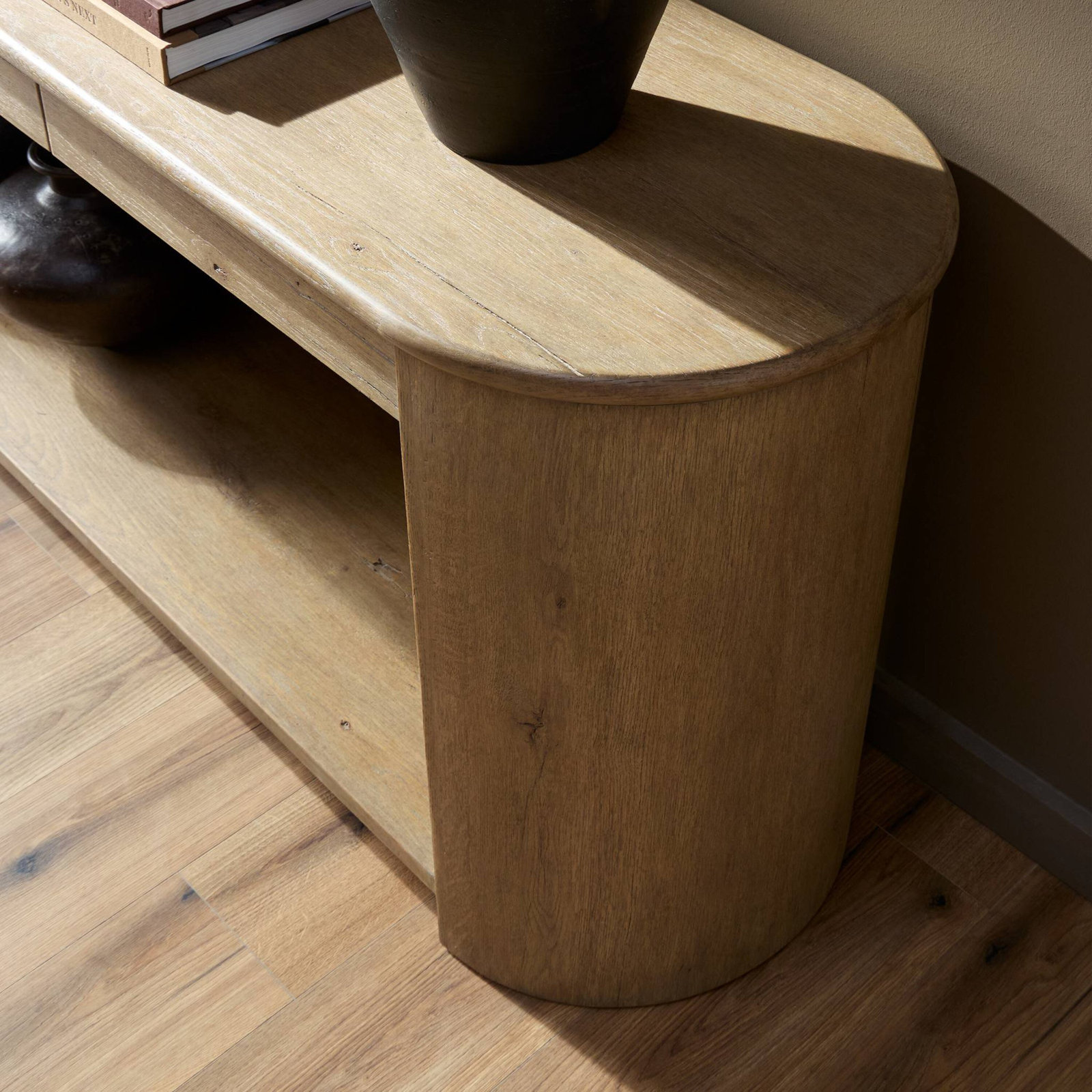 Lovella 79'' Console Table, Brown