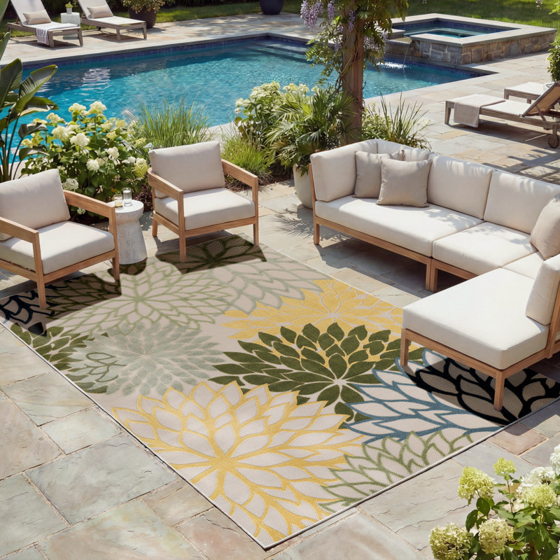 Tapis intérieur / extérieur floral Amellia, Rectangle 12 pi x 15 pi