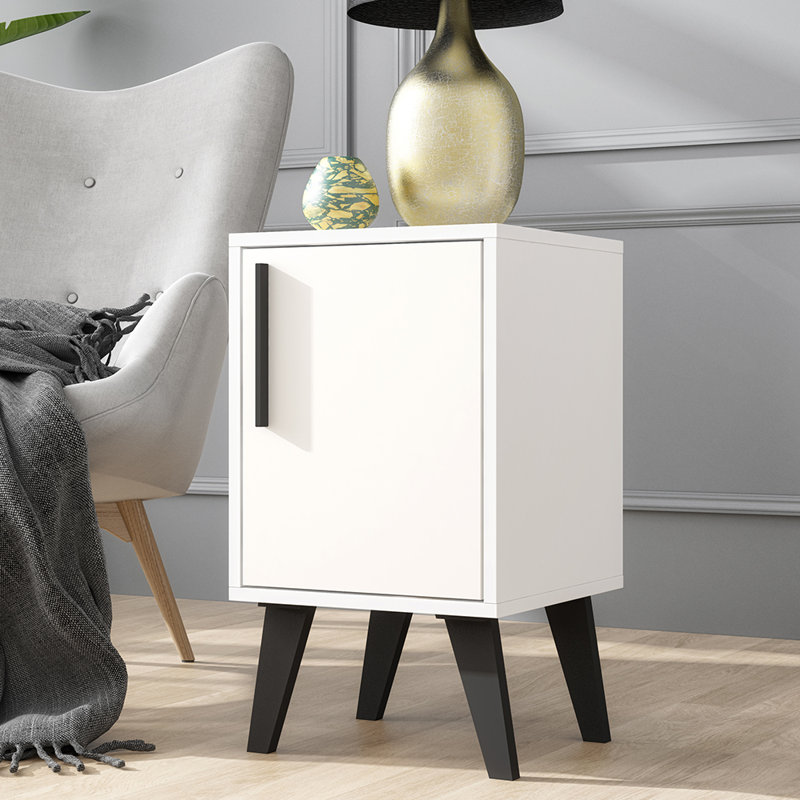 Bringger End Table, White