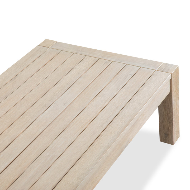 Table basse en bois d'eucalyptus brossé