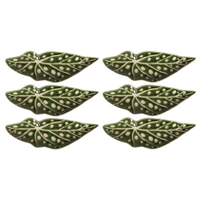 Stoneware Leaf-Shaped Plate With Wax Relief Design