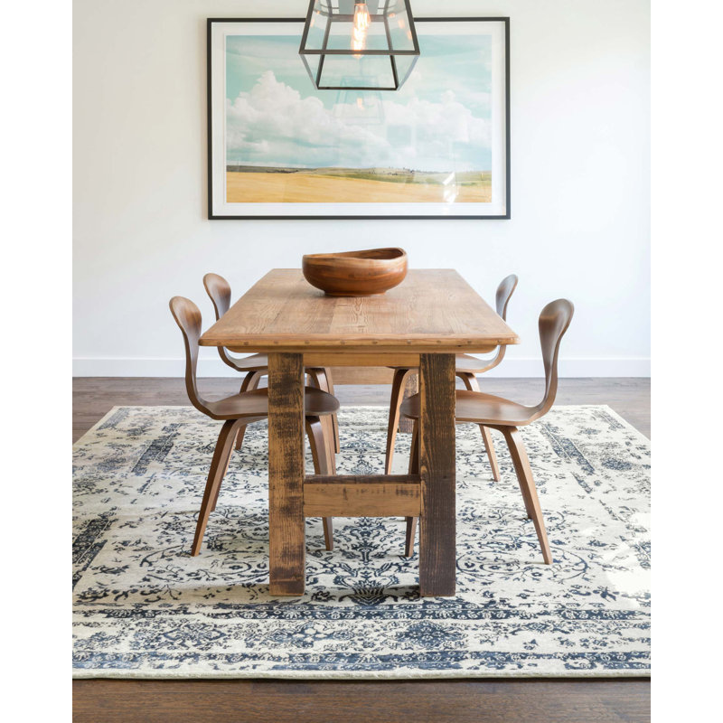 Pearl Hand Knotted Oriental Indoor Rug, Rectangle 2' x 3'