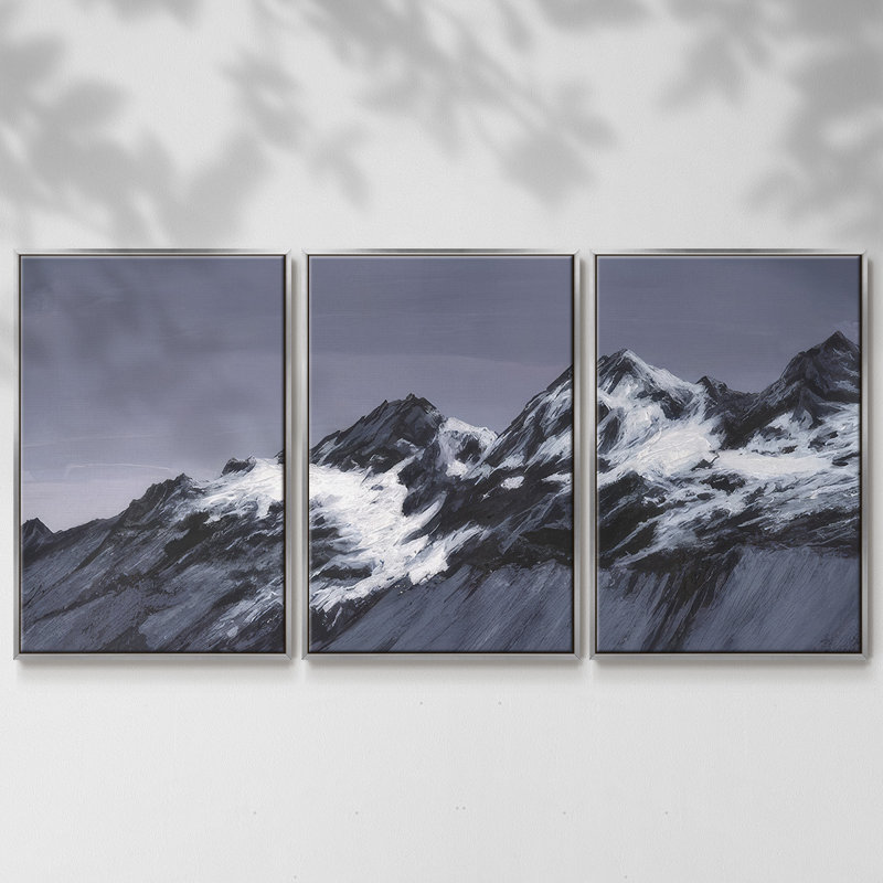 Moonlit Mountain Range II, reproduction sur toile 3 pièces, H 36 po x l 75 po x P 2 po, Encadrement argenté