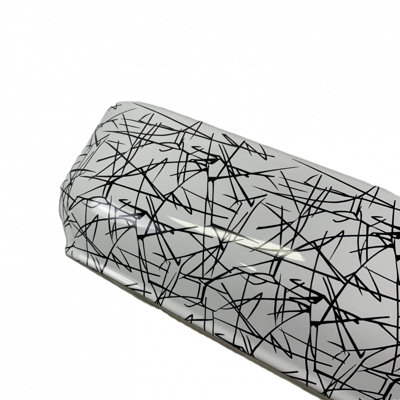 Lavabo carré en porcelaine avec finition blanche brillante et noire
