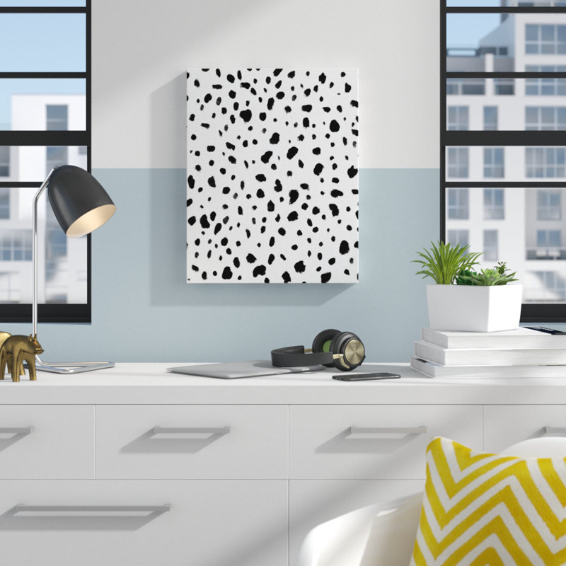 « miss monroes dalmatien », impression sur toile tendue, H 20 po x l 16 po x P 1,5 po