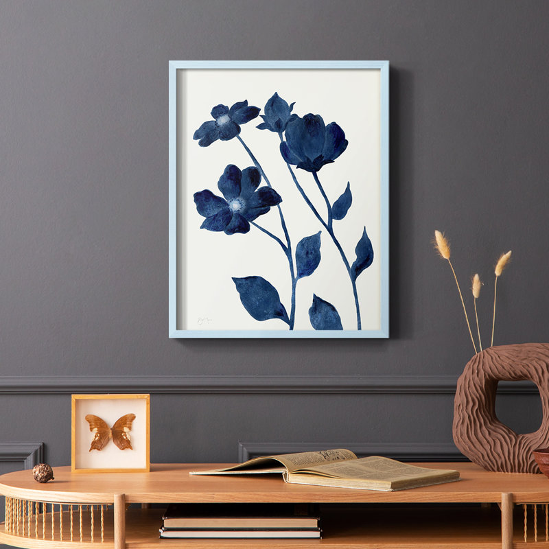 Indigo Bloom I, reproduction encadrée - bois massif, Bleu, H 10 po x l 8 po