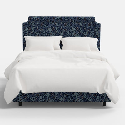 Hampton Bed