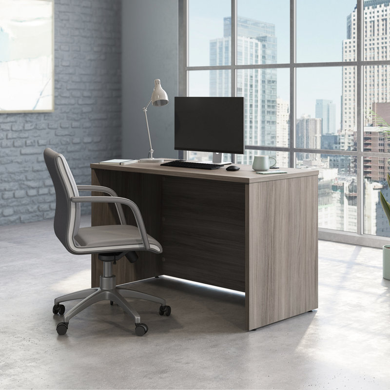 Bureau 48 po x 24 po, finition brune