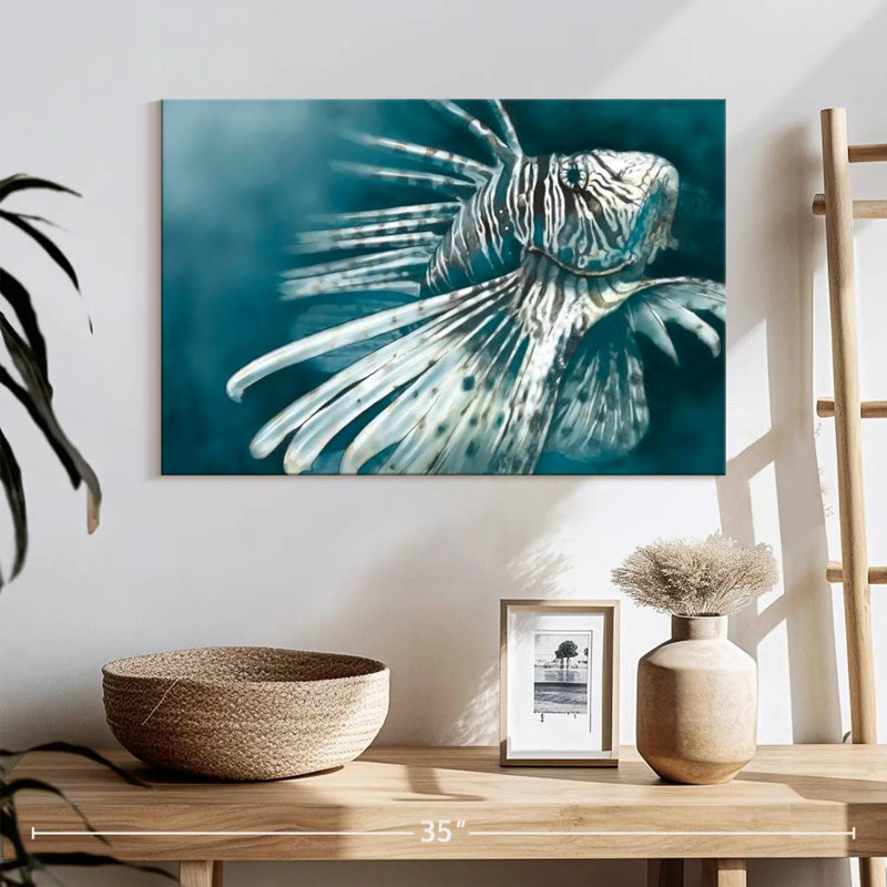 Lionfish Stripes, 32" H x 48" W