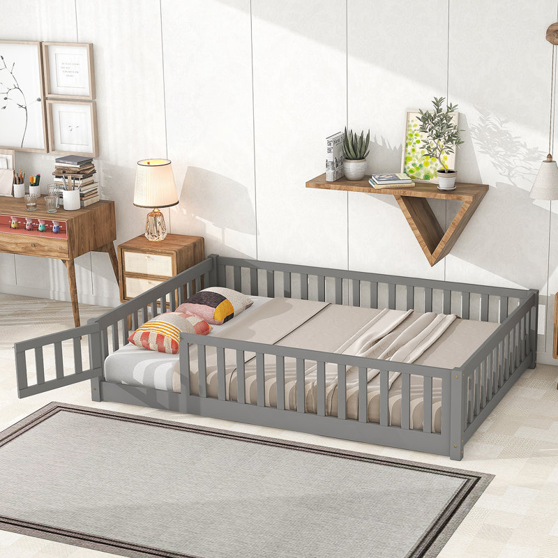 Lit plateforme au sol avec clôture et porte, Double, Gris