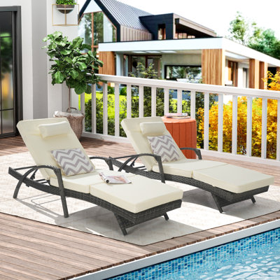 2 chaises longues inclinables d'extérieur avec coussins - 150 réglables pour la rouille du soleil - Structure en acier, capacité de 600 lb de mousse respirante pour le jardin et le bord de la piscine pour 2 chaises rembourrées