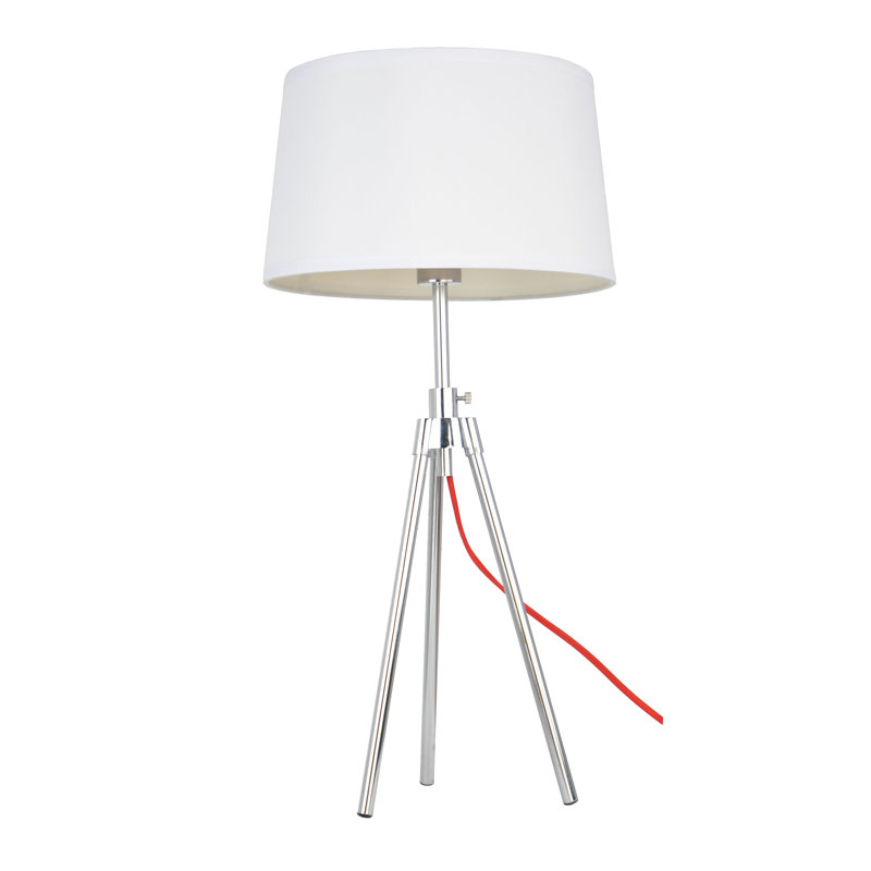 Lampe de table à trépied 31 po Macdonald