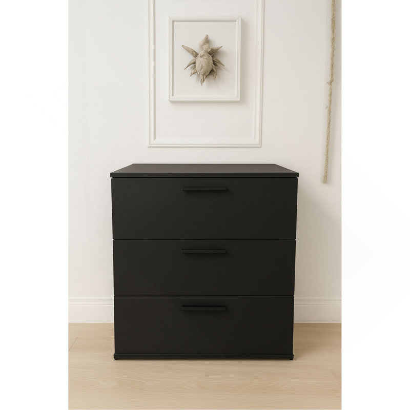 Commode à tiroirs lustrée