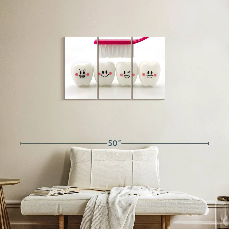 Jouets à dents souriantes, H 20 po x l 33 po