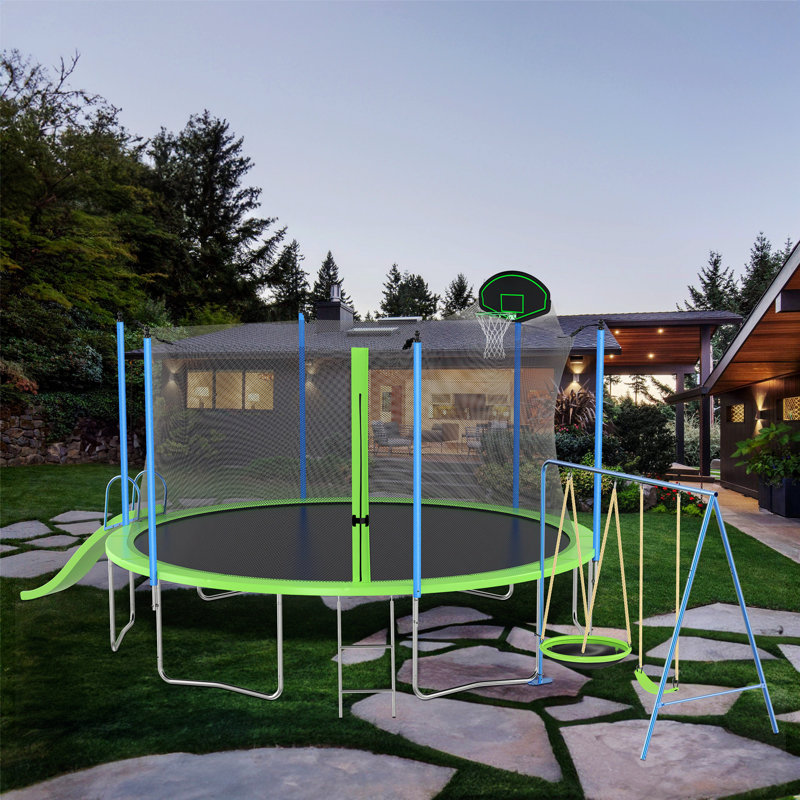 Trampoline solide avec panier de basketball et échelle