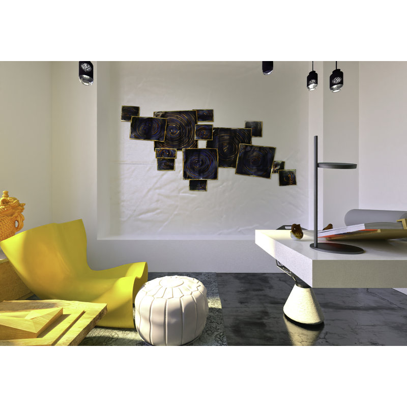 Handmade Traditional Abstract Wall Decor on Metal