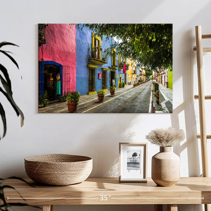 Sirci, rue mexicaine, H 16 po x l 24 po