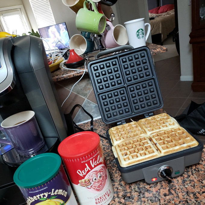 Cuisinart Belgian Waffle Maker with Pancake Plates