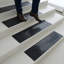Tapis d'escalier en vinyle Diamond-Grip - 2 mm x 48 po x 10 po - noir (paquet de 6)-122559065-122559062