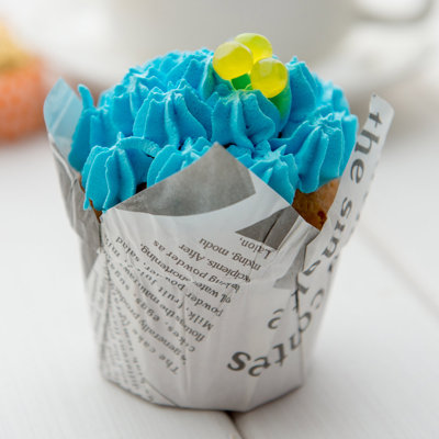 Restaurantware Panificio Newsprint Paper Baking Cup