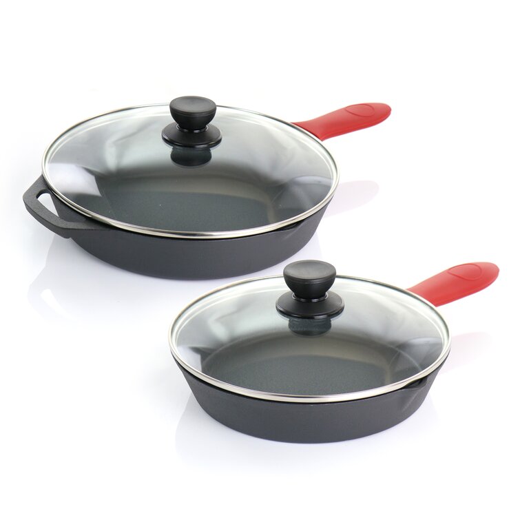 Pre-seasoned Cast Iron 2 Pk Skillets with Silicone Grips - Tramontina US