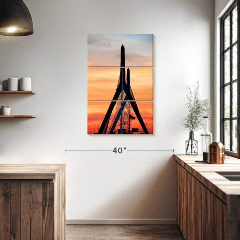 Lilie Zakim Bridge au coucher du soleil, H 38 po x l 24 po