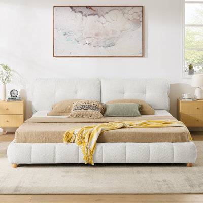 Très grand lit plateforme en tissu bouclé de style très grand crème - Structure rembourrée en forme de nuage doux avec pieds en bois massif, aucun sommier nécessaire, très grand