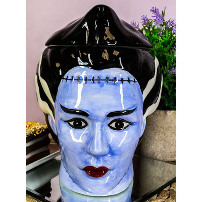 Dekyla Ceramic / Porcelain Jar