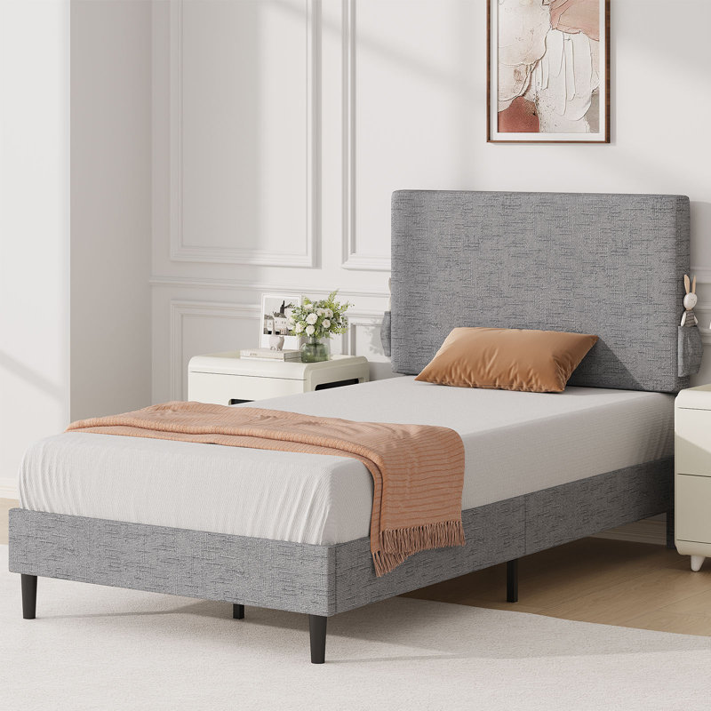 Structure de lit plateforme en chenille avec tête de lit tapissier, Gris clair