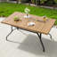 Table de patio pour l'extérieur avec trou pour parasol