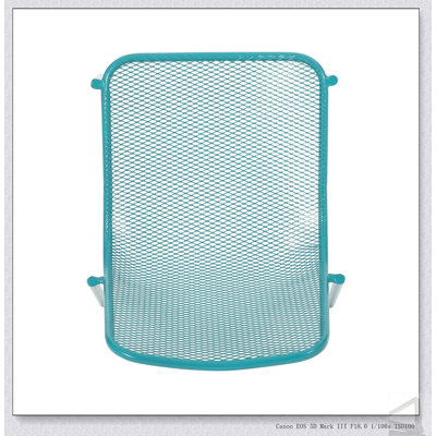 Chaises d'extérieur empilables KINCAID avec structure en fer thermolaqué durable et sièges en filet pour les patios modernes