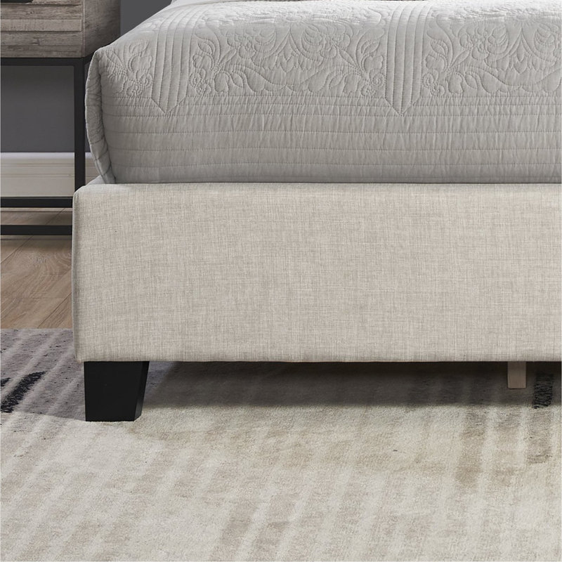 Grand lit tapissier à oreilles tapissier beige avec détail de boutons - centre de table luxueux élégant