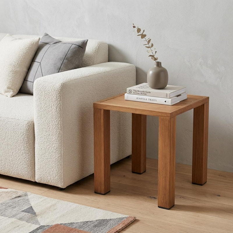 Table de bout carrée en aluminium naturel 22 po