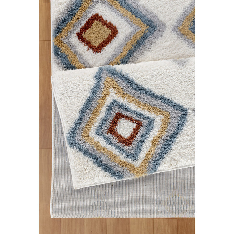 Ivory Geometric Shag Rug with Stain-Resistant Synthetic Fibers, 5' x 7'