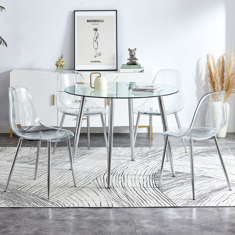 Ensemble de table et de chaises élégantes en verre transparent, moderne et élégant, idéal pour les restaurants