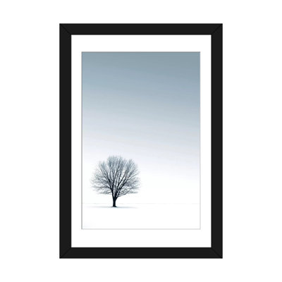 Arbre dans un paysage d'hiver, impression