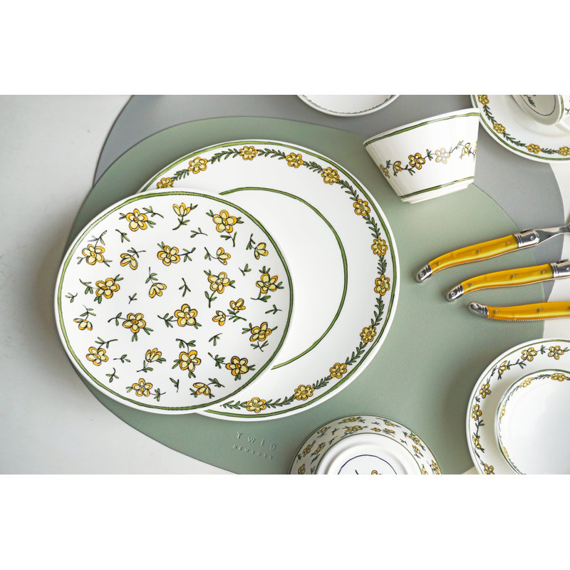 Daisy Chain Bone China Dinner Plate